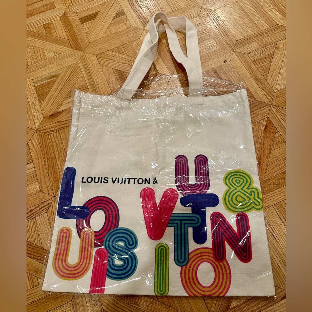 Brand NEW Louis Vuitton Multicolor Canvas Tote Bag (Shenzhen exhibit)